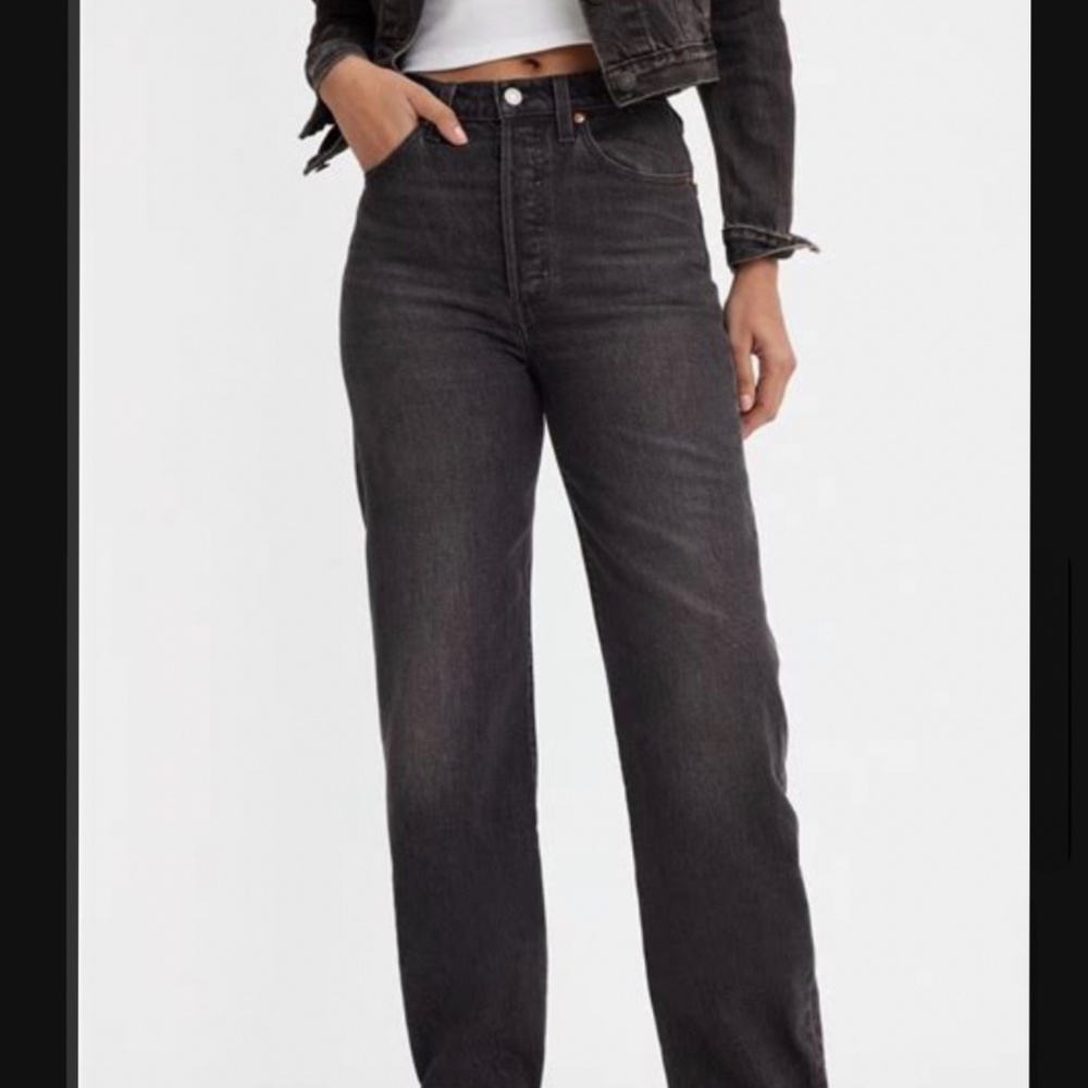 Levi’s Ribcage Straight Ankle Size 26
